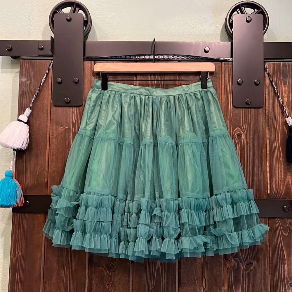 Forever 21 Green Tulle Satin Ruffle Skirt cirque circus